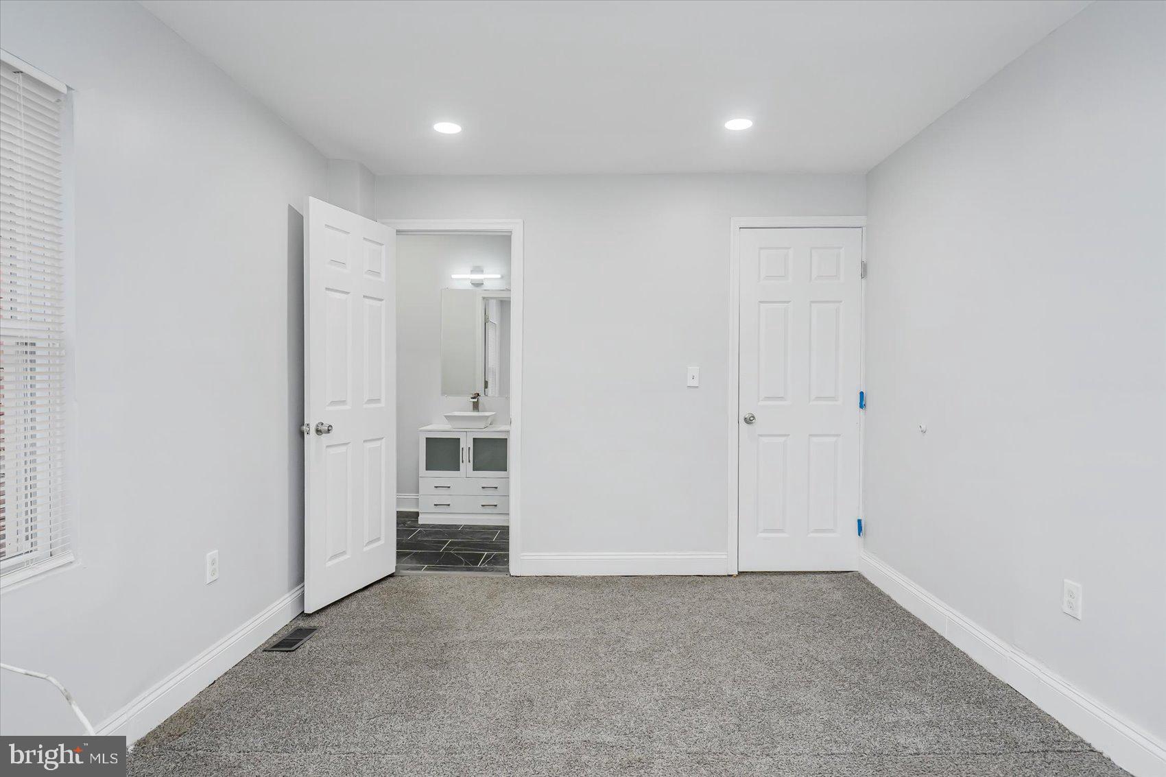 OLIVER - Residential