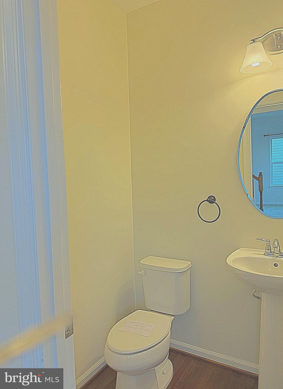 2032 MAGNOLIA CIRCLE