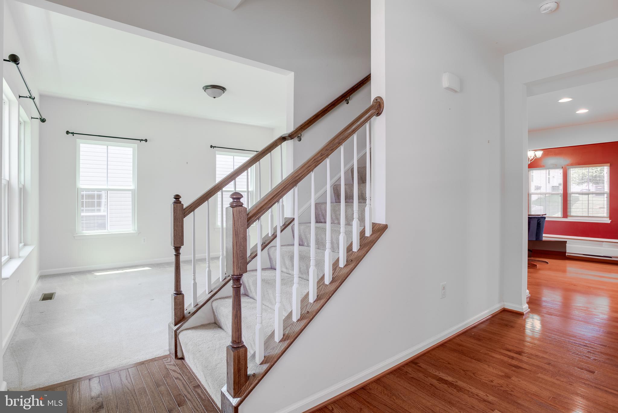 2032 MAGNOLIA CIRCLE