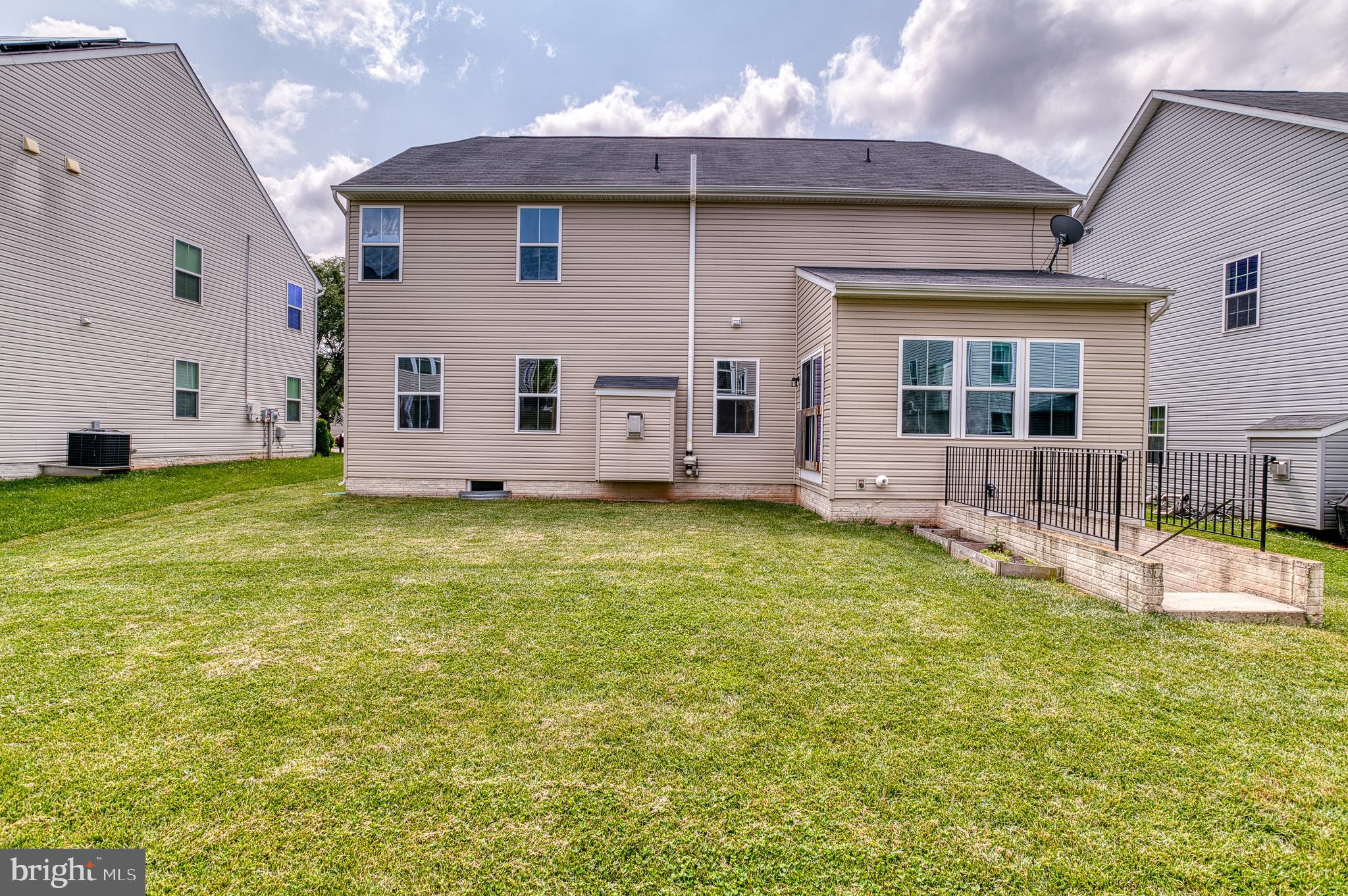 MAGNOLIA GREEN - Residential