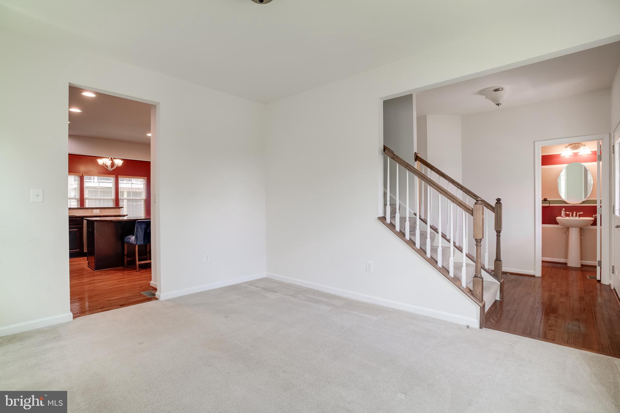 2032 MAGNOLIA CIRCLE