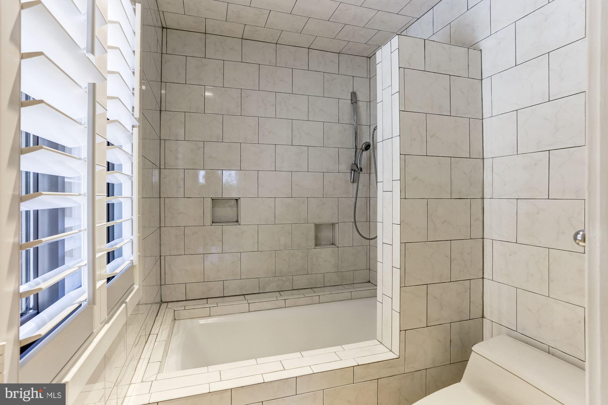 SHEARWATER - Residential