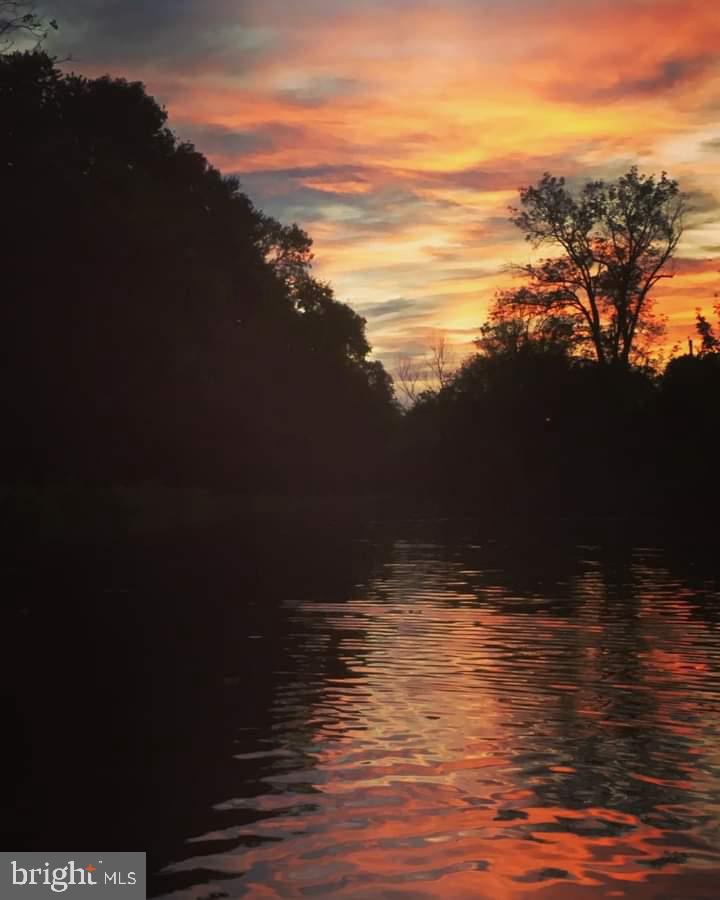 PORT PROVIDENCE - Residential