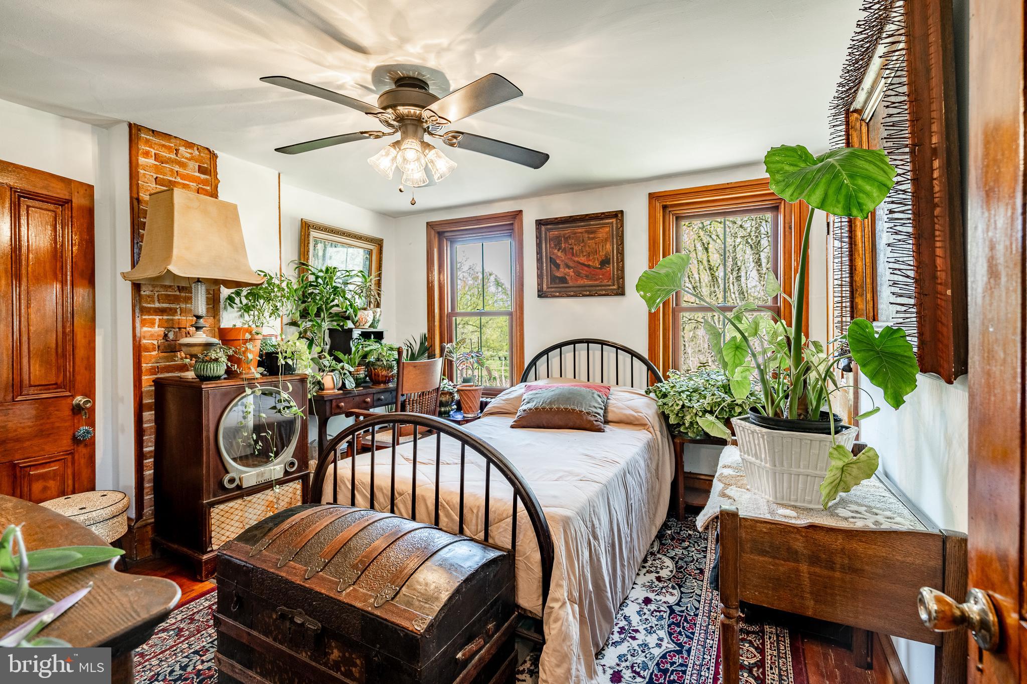 PORT PROVIDENCE - Residential