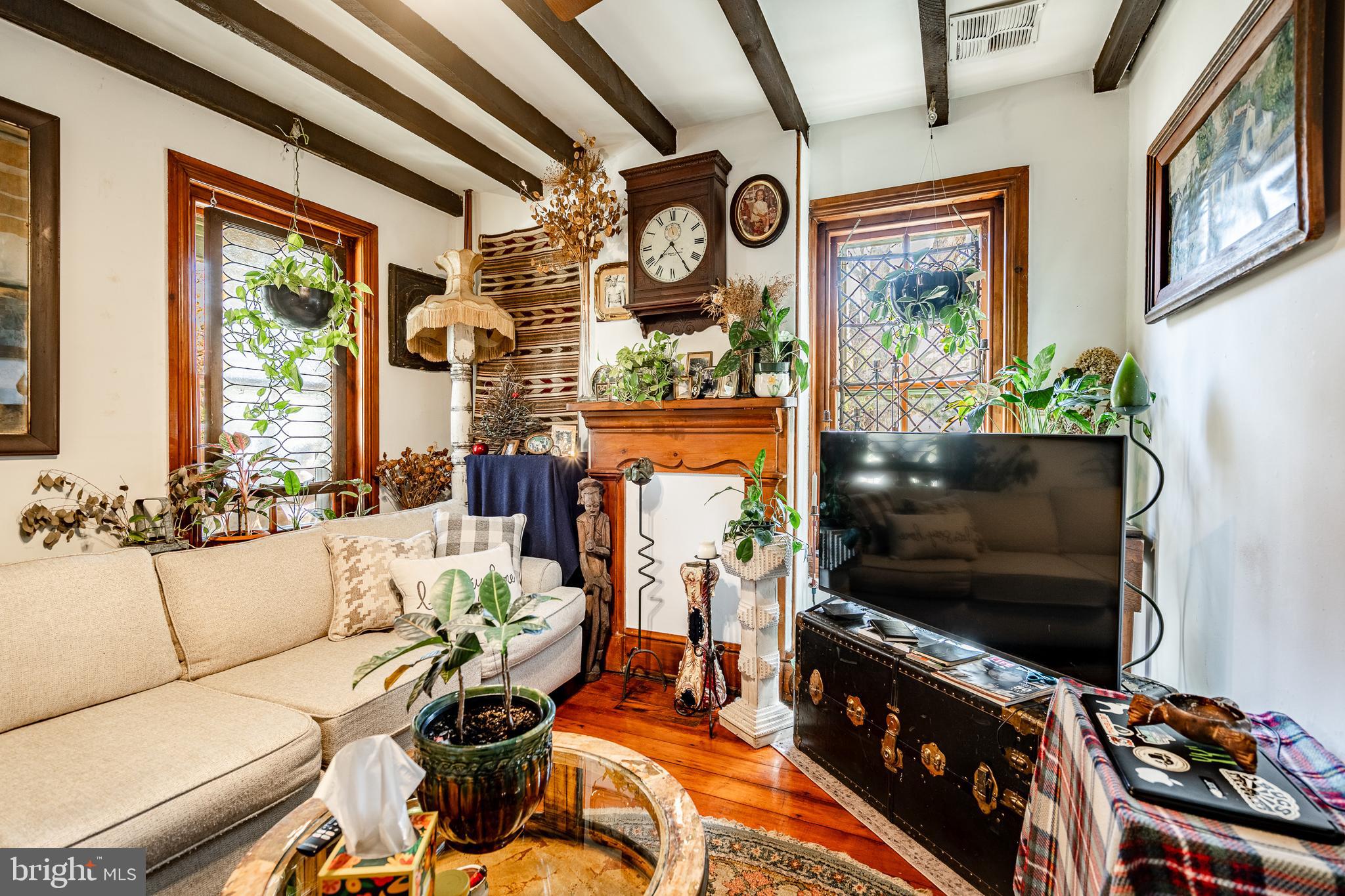 PORT PROVIDENCE - Residential