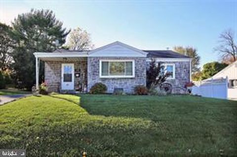 Apartment For Sale - 19 Klein Avenue<br/> LEBANON, PA 17042