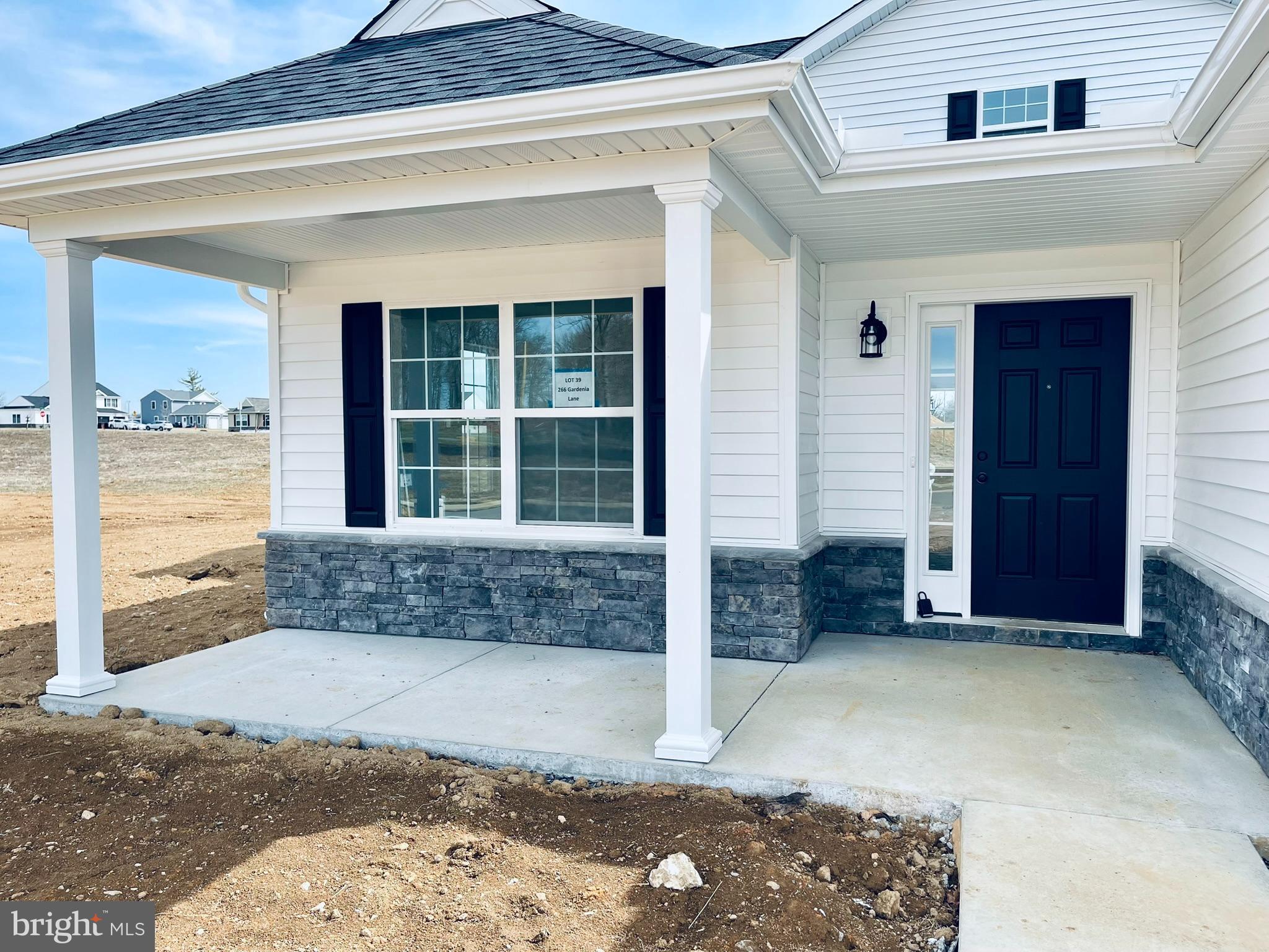 MEADOW LANE FARMS - Residential