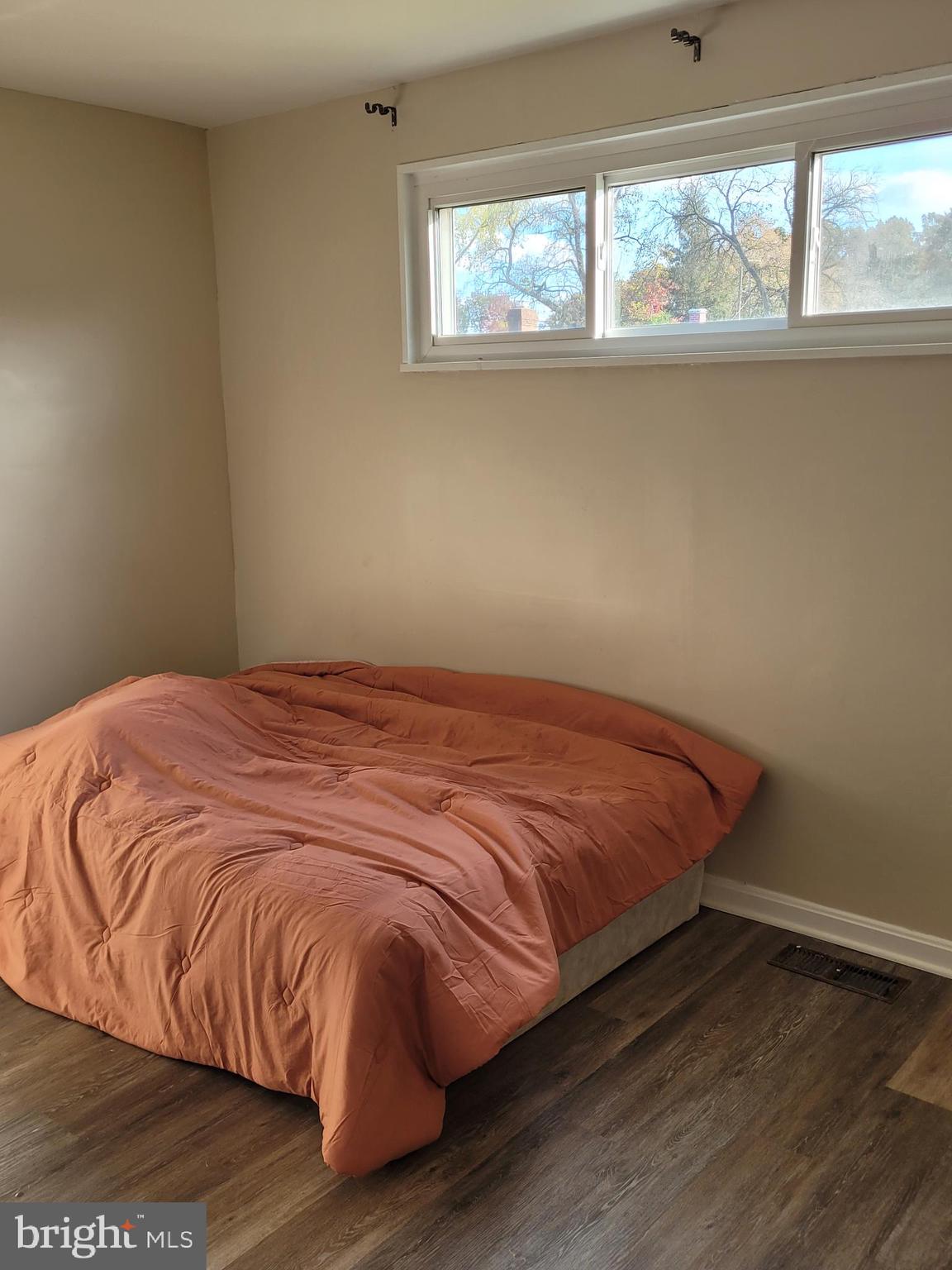 MUNROE GARDENS - Residential