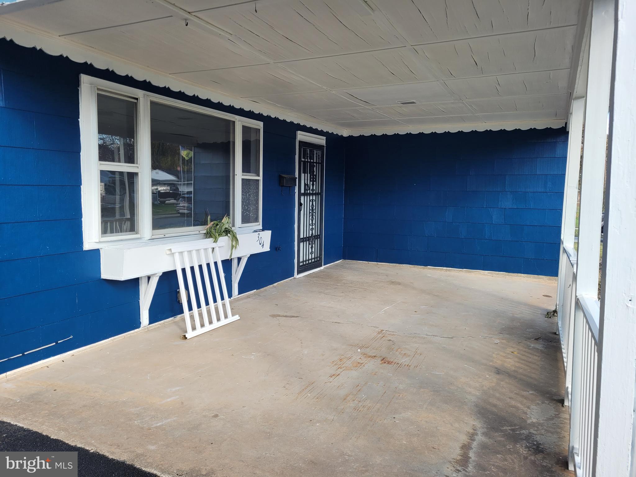 MUNROE GARDENS - Residential