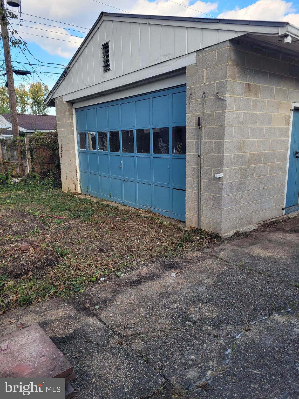 MUNROE GARDENS - Residential