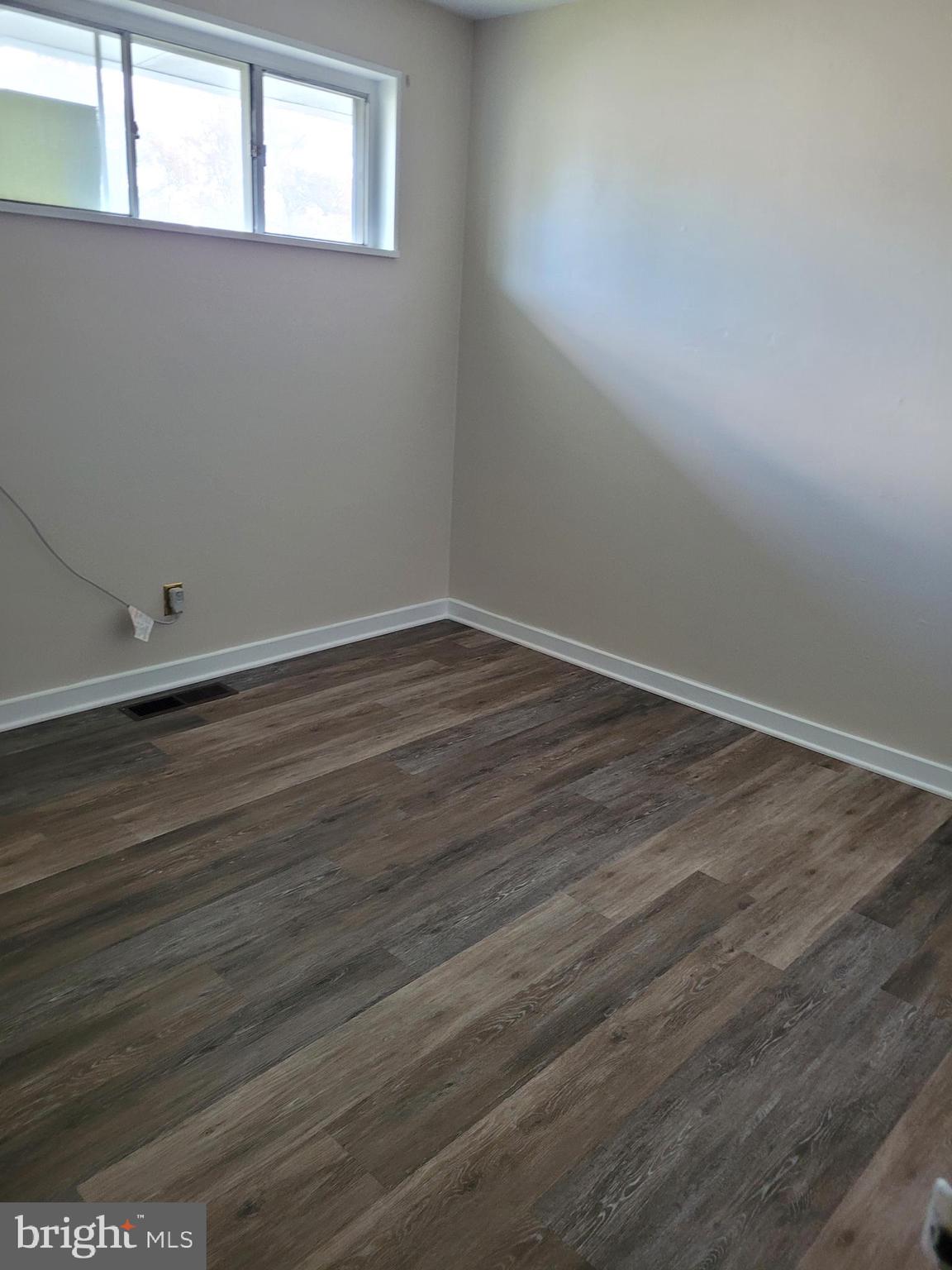 MUNROE GARDENS - Residential