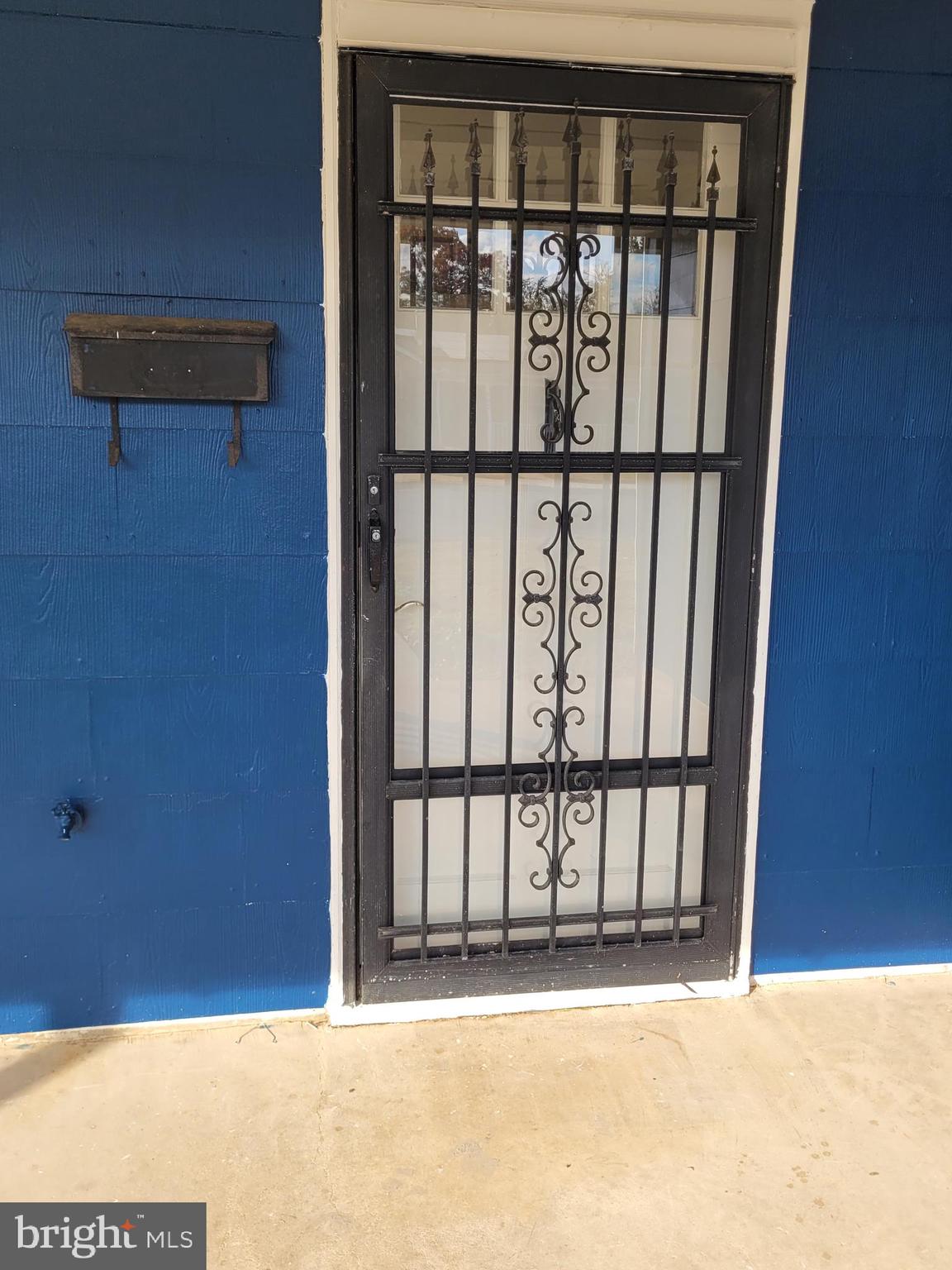 MUNROE GARDENS - Residential