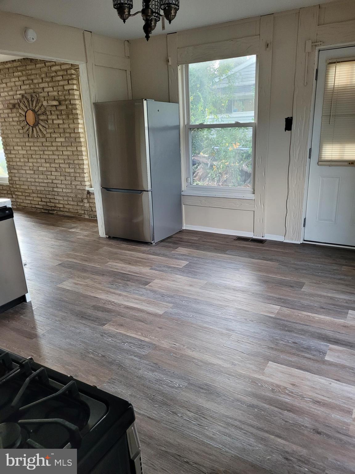 MUNROE GARDENS - Residential