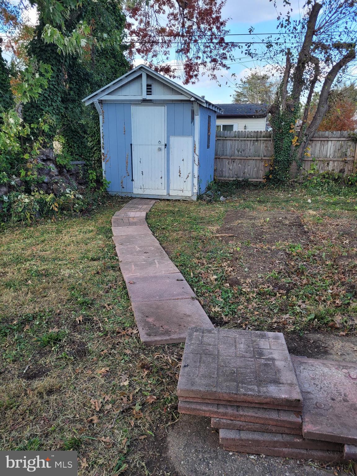 MUNROE GARDENS - Residential