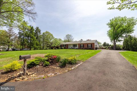 25 ACOMA LANE COLLEGEVILLE PA 19426
