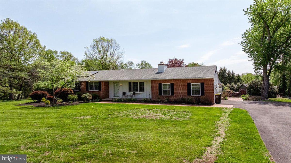 25 ACOMA LANE