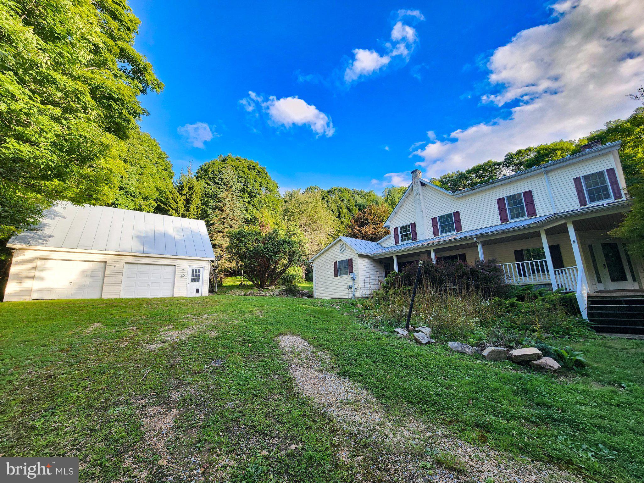 370 DOVE LANE