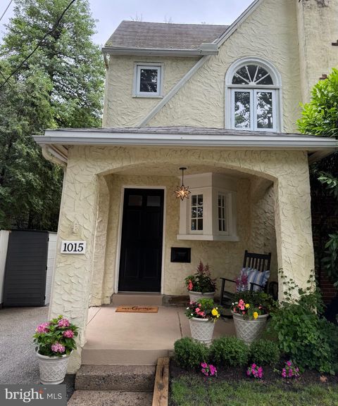 1015 BARR LANE GLADWYNE PA 19035