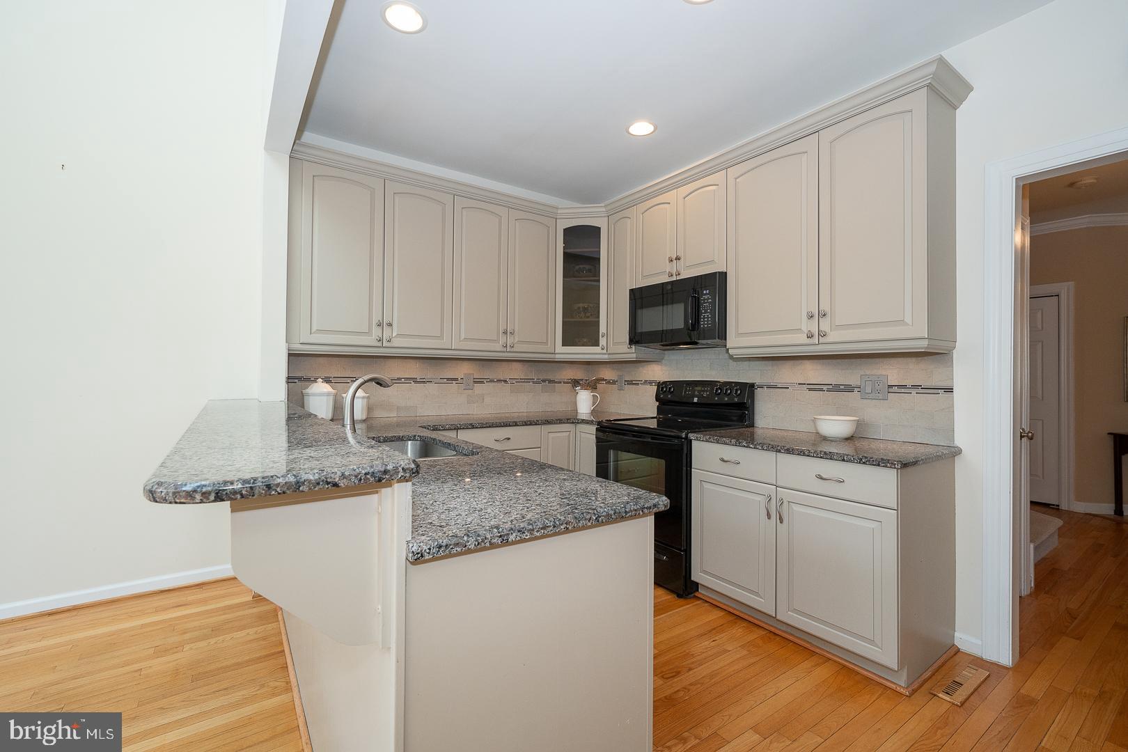 SPRINGTON MEWS - Residential