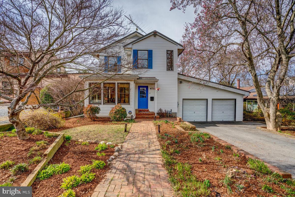 CRESTVIEW - Residential