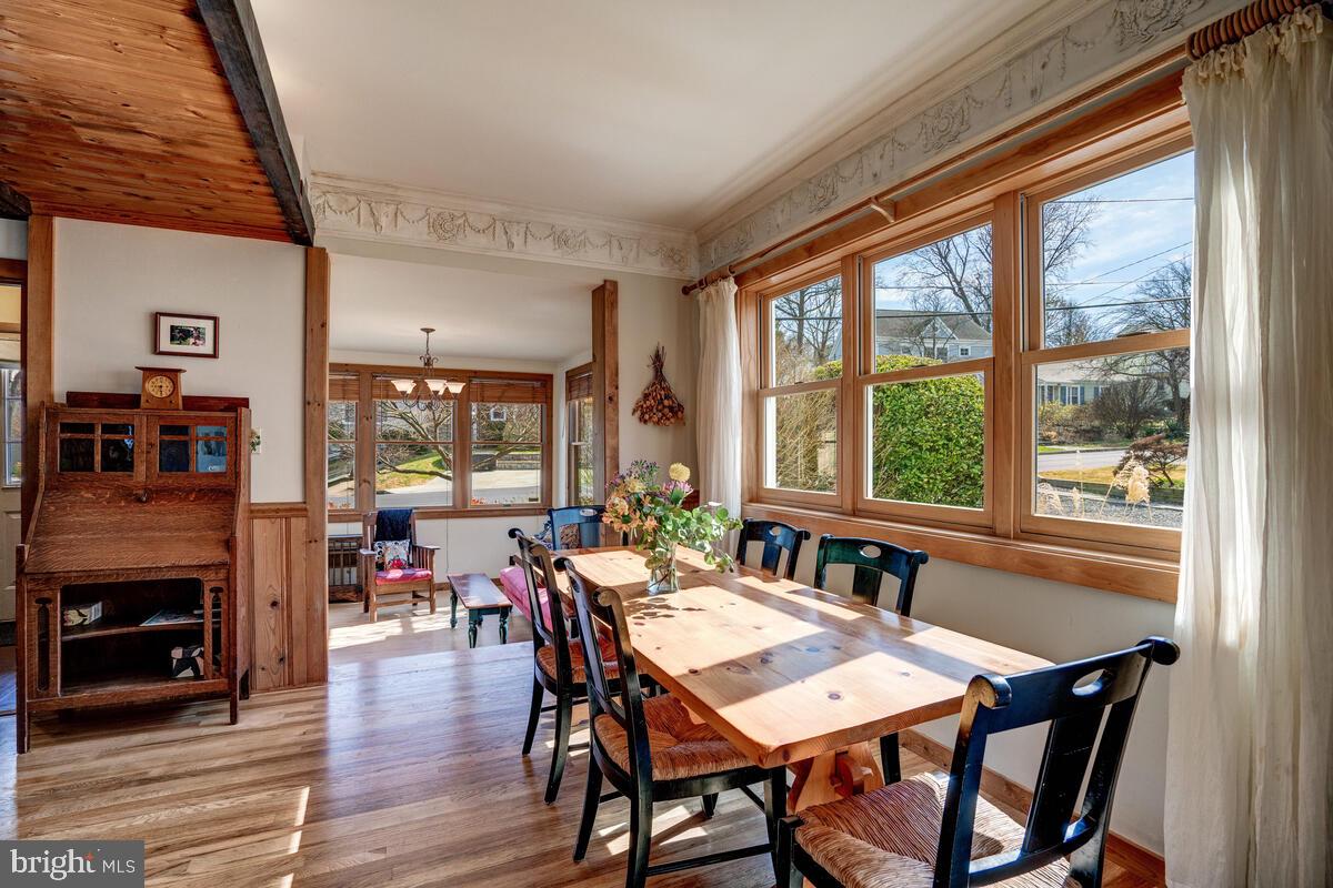 CRESTVIEW - Residential