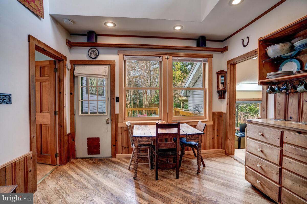 CRESTVIEW - Residential