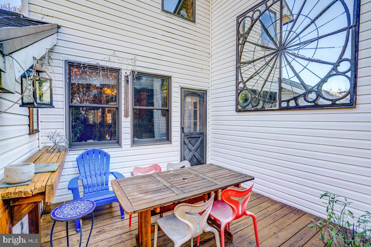 CRESTVIEW - Residential