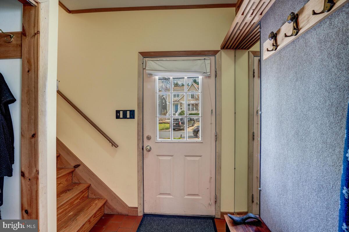 CRESTVIEW - Residential