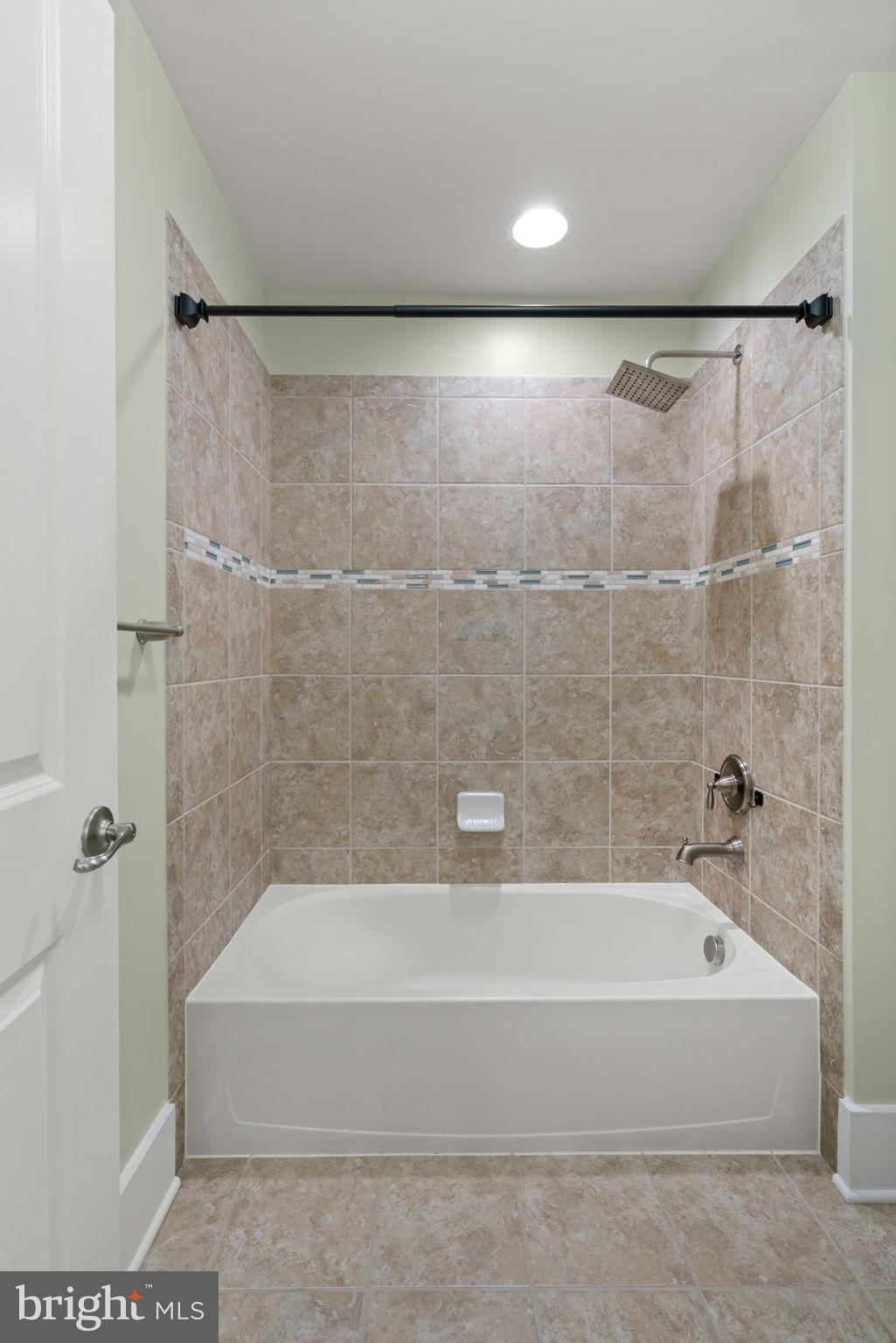 POTOMAC SHORES - Residential