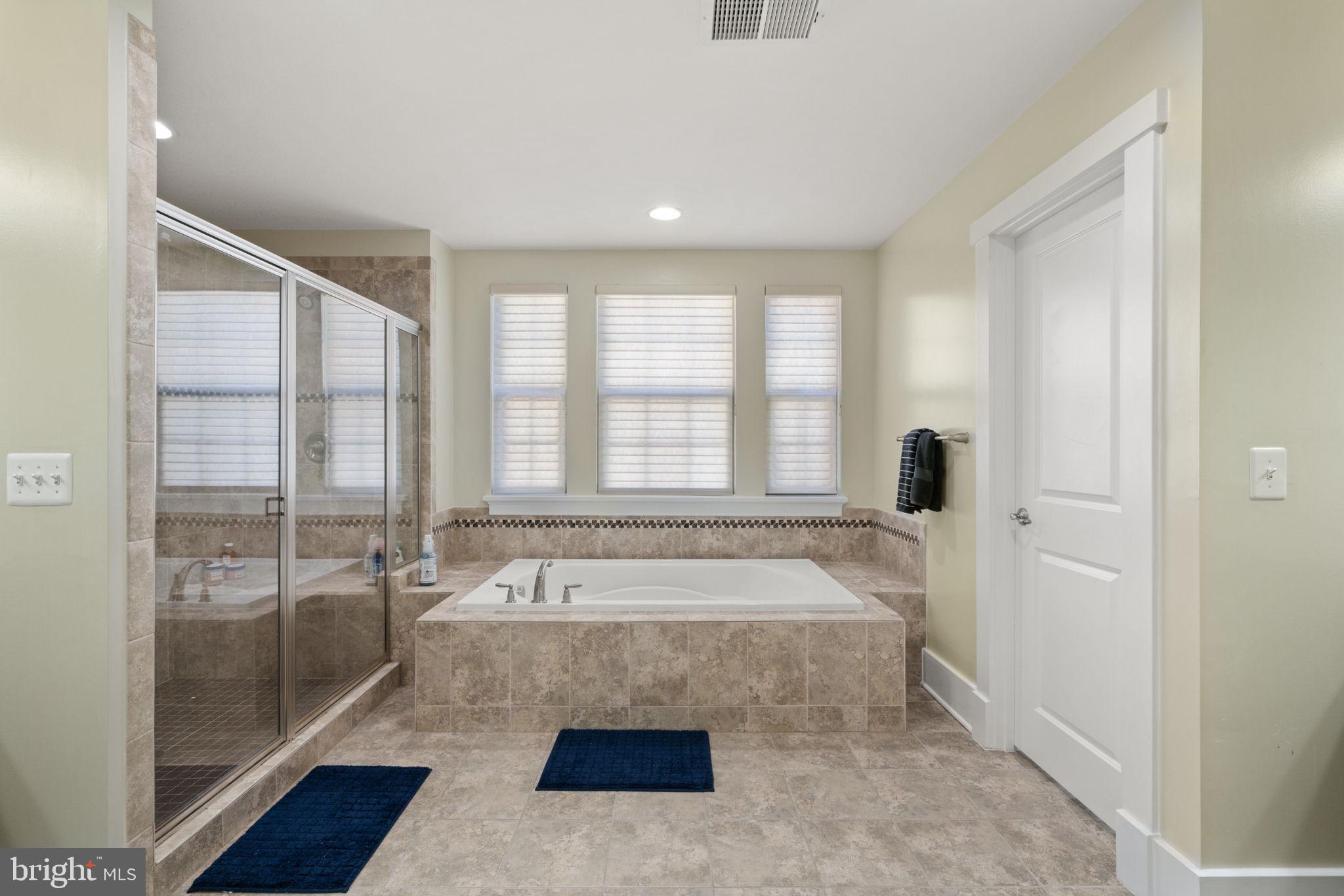 POTOMAC SHORES - Residential