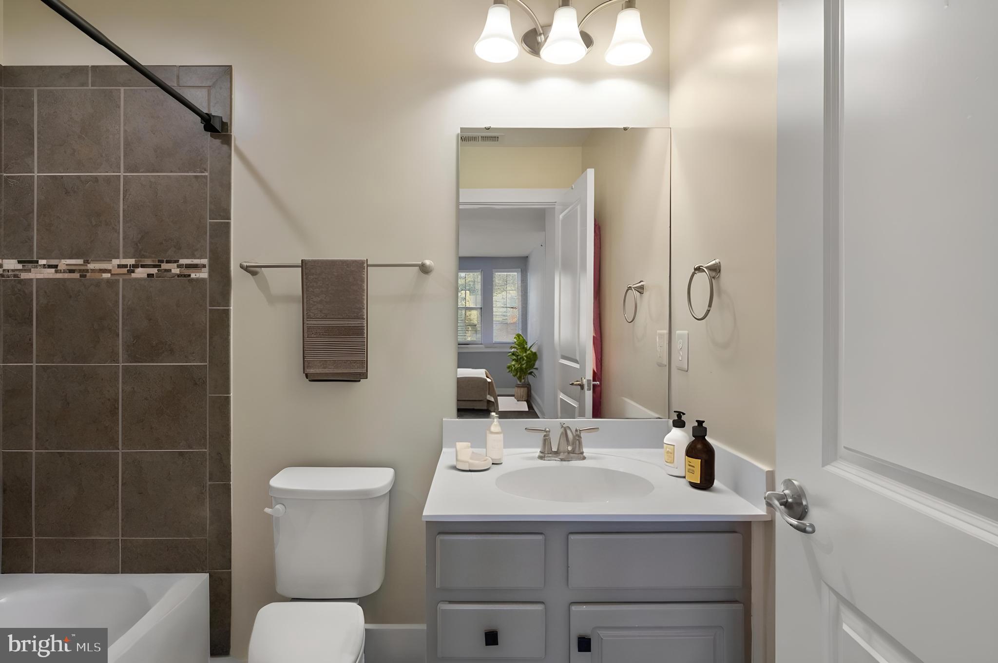 POTOMAC SHORES - Residential