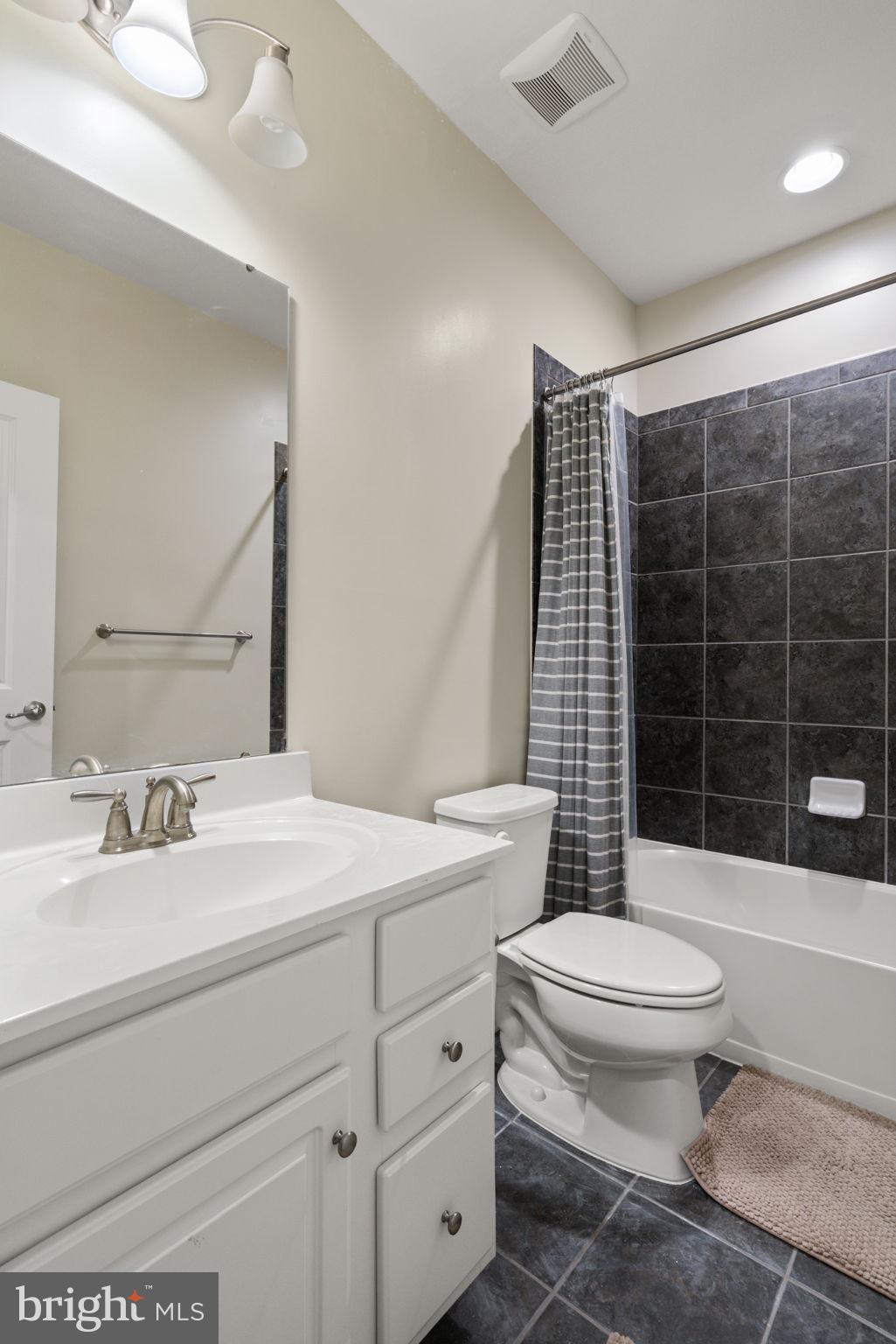 POTOMAC SHORES - Residential