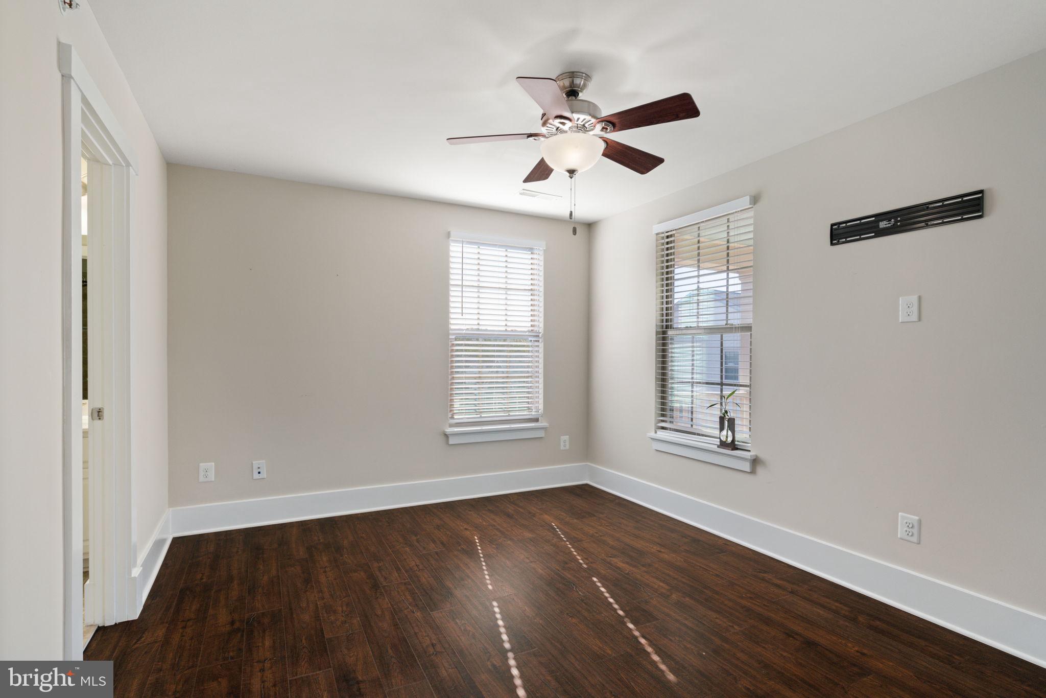 POTOMAC SHORES - Residential