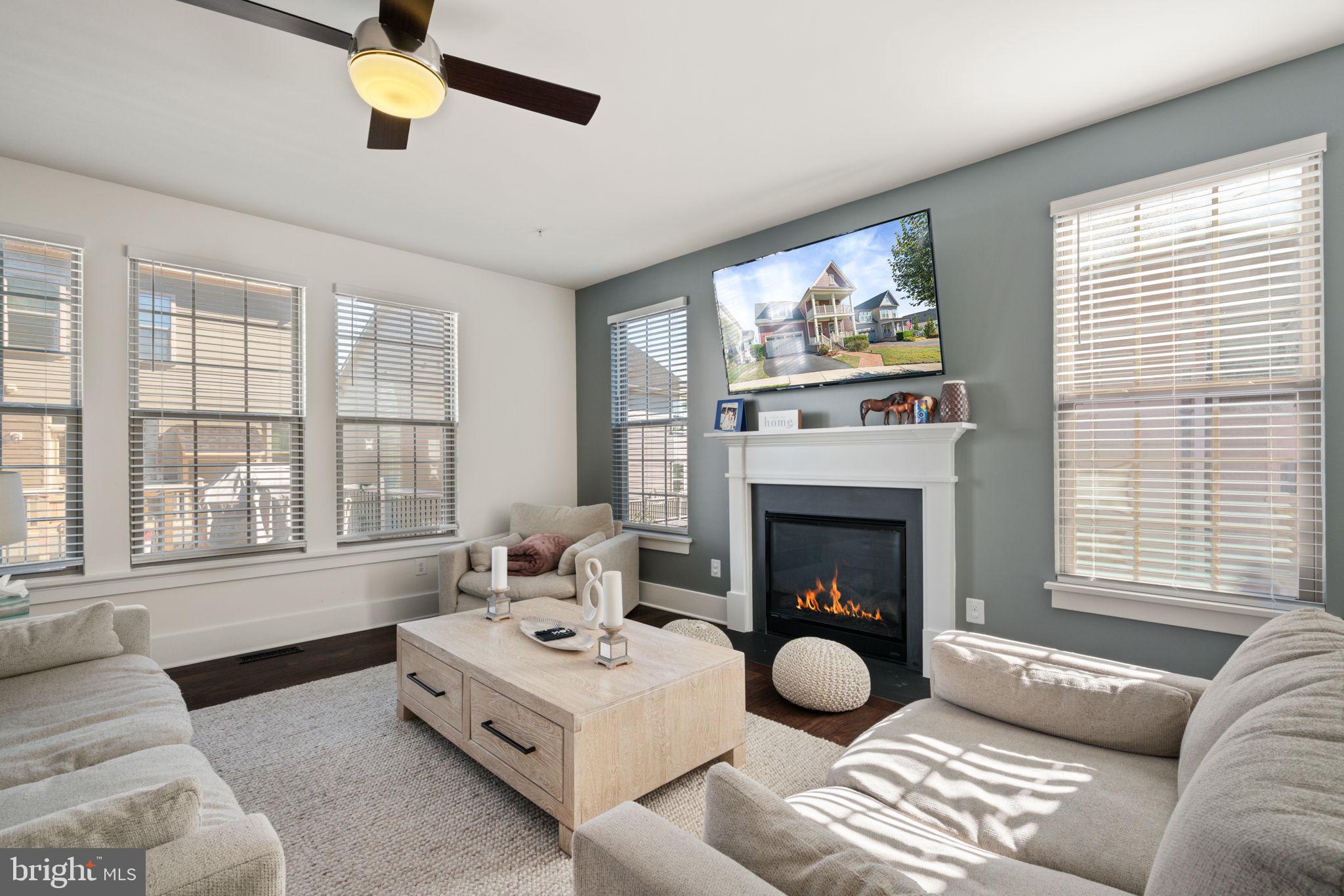 POTOMAC SHORES - Residential