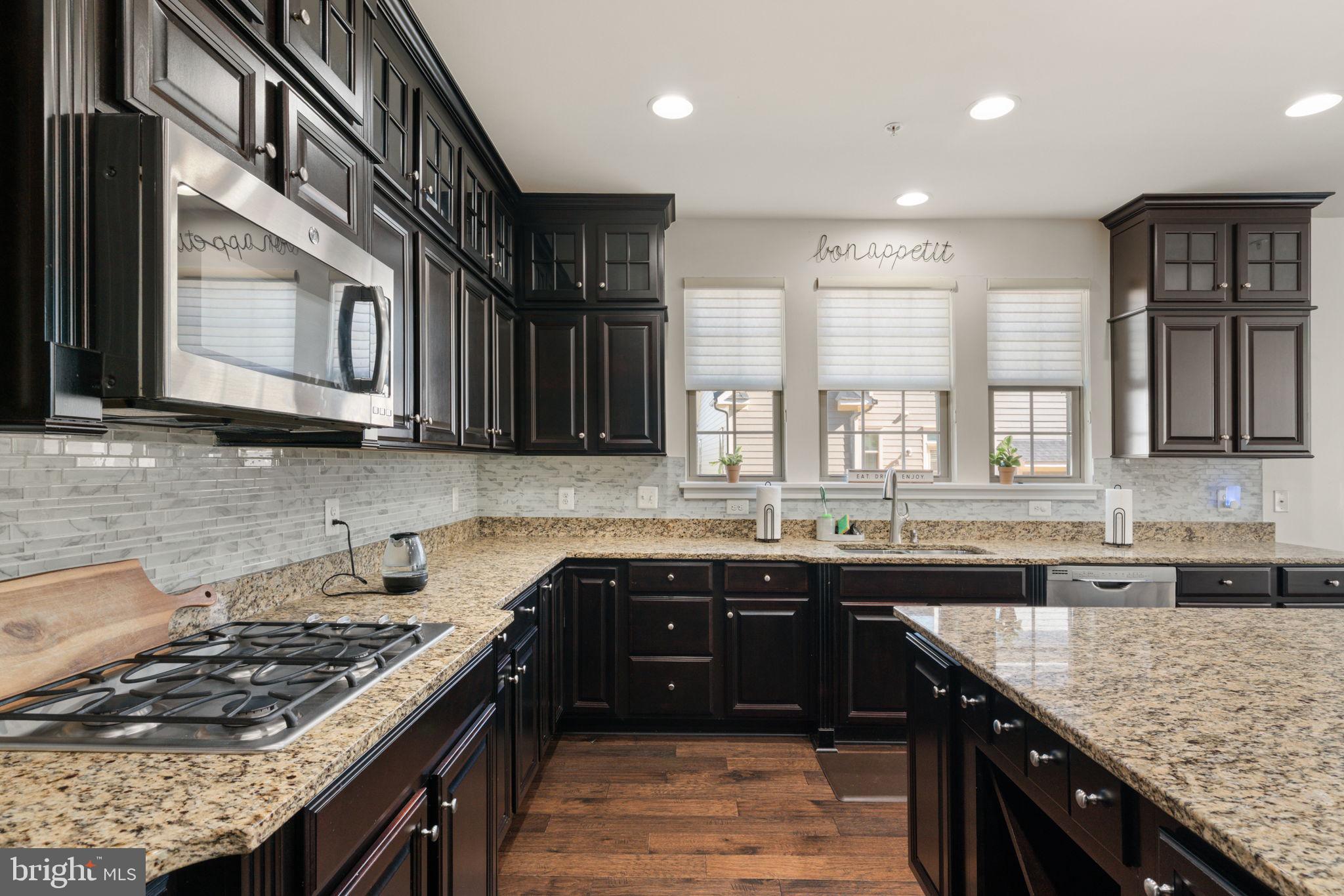 POTOMAC SHORES - Residential