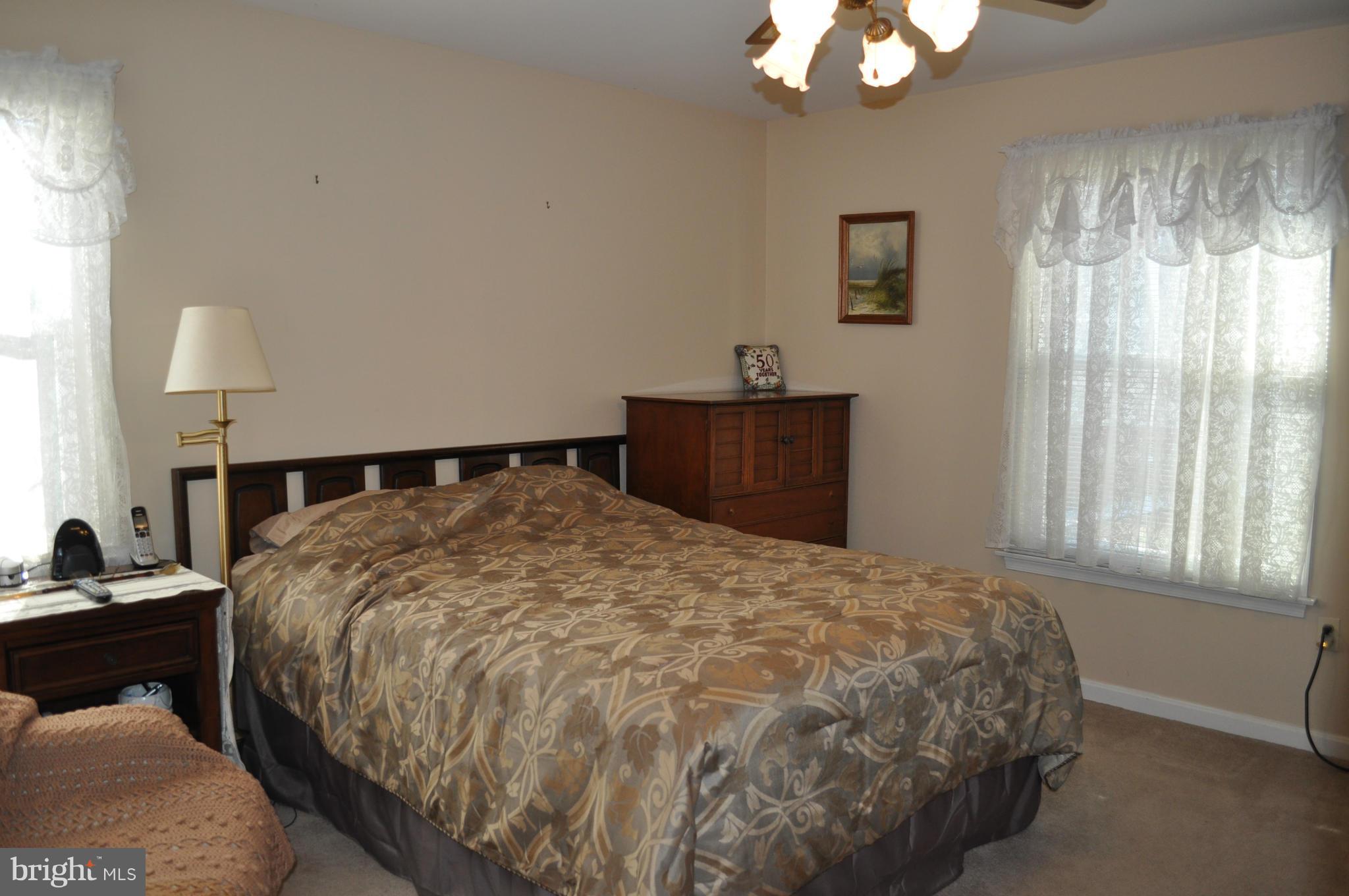 MOUNT HEBRON - Residential