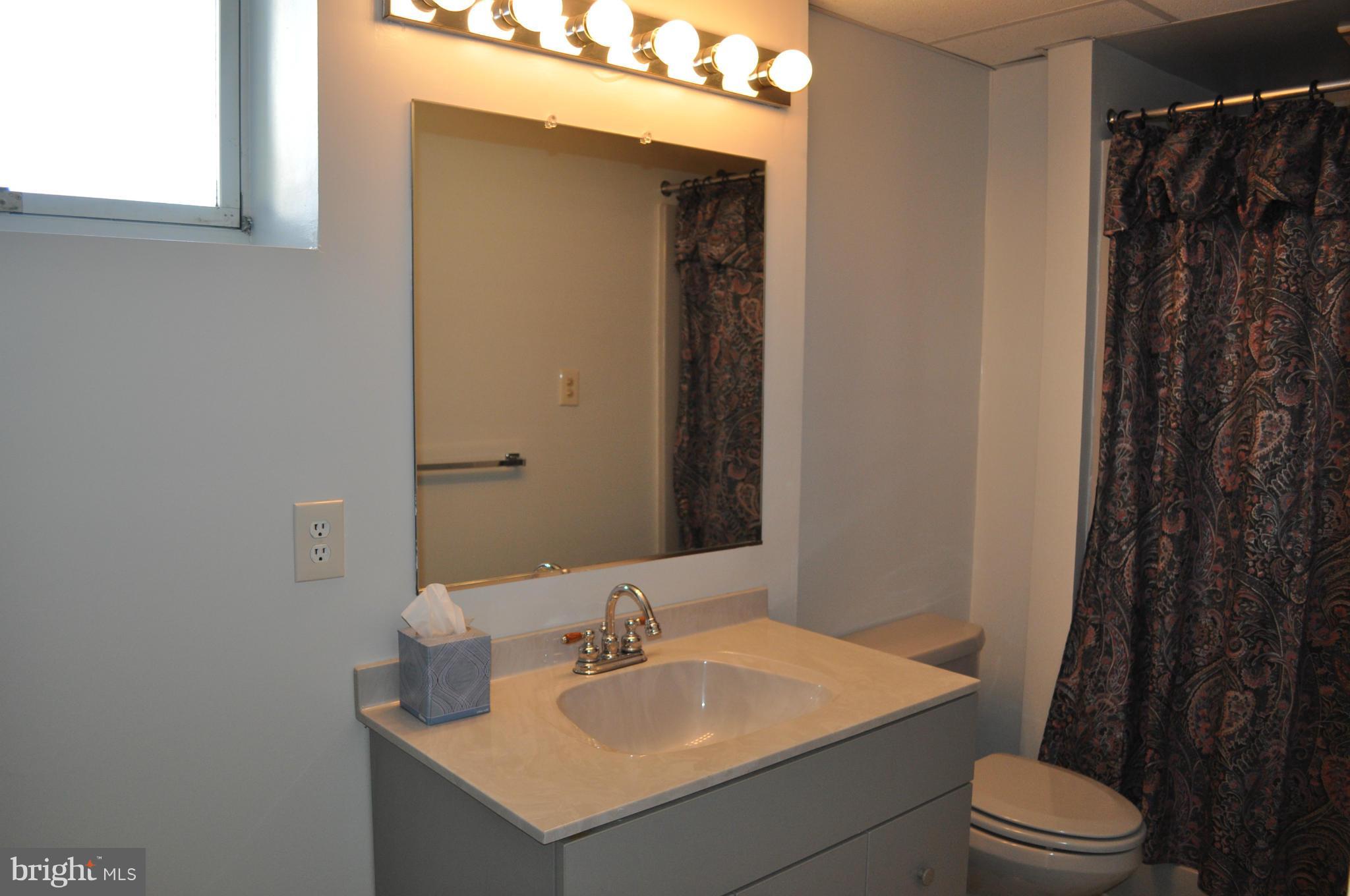 MOUNT HEBRON - Residential