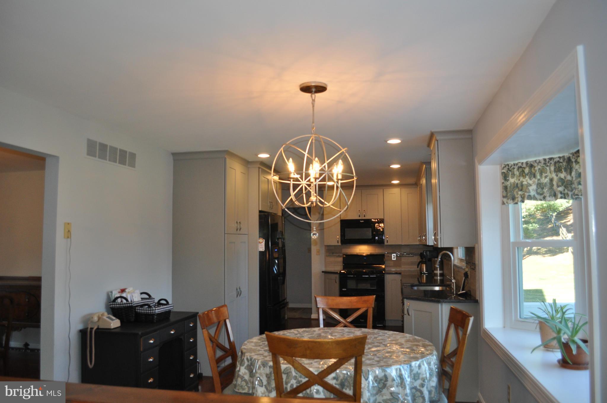 MOUNT HEBRON - Residential