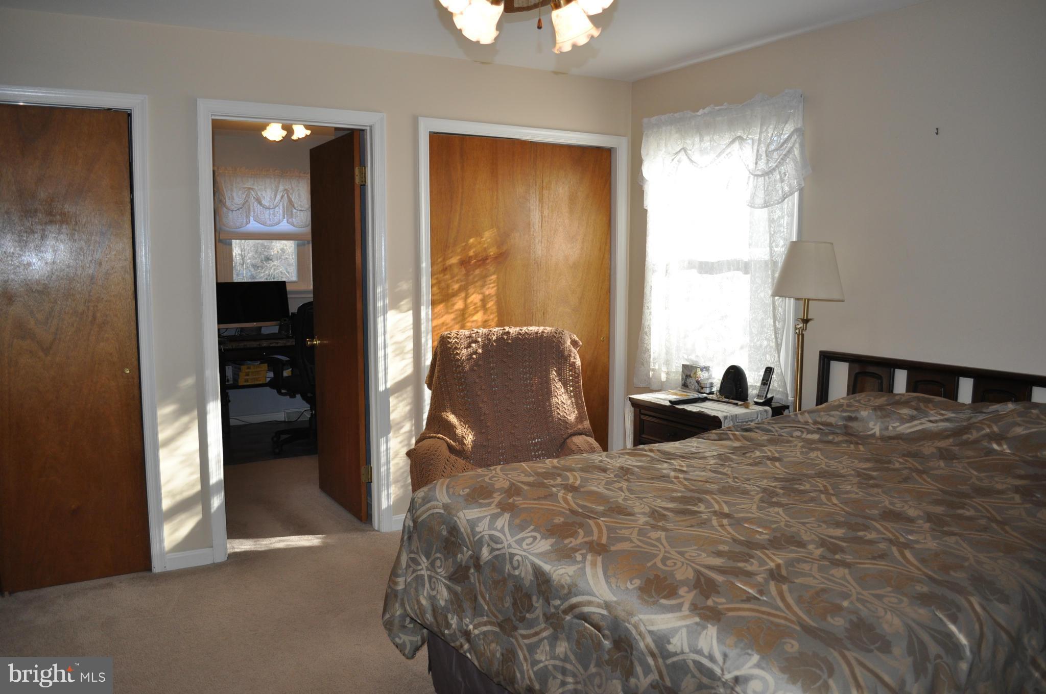 MOUNT HEBRON - Residential