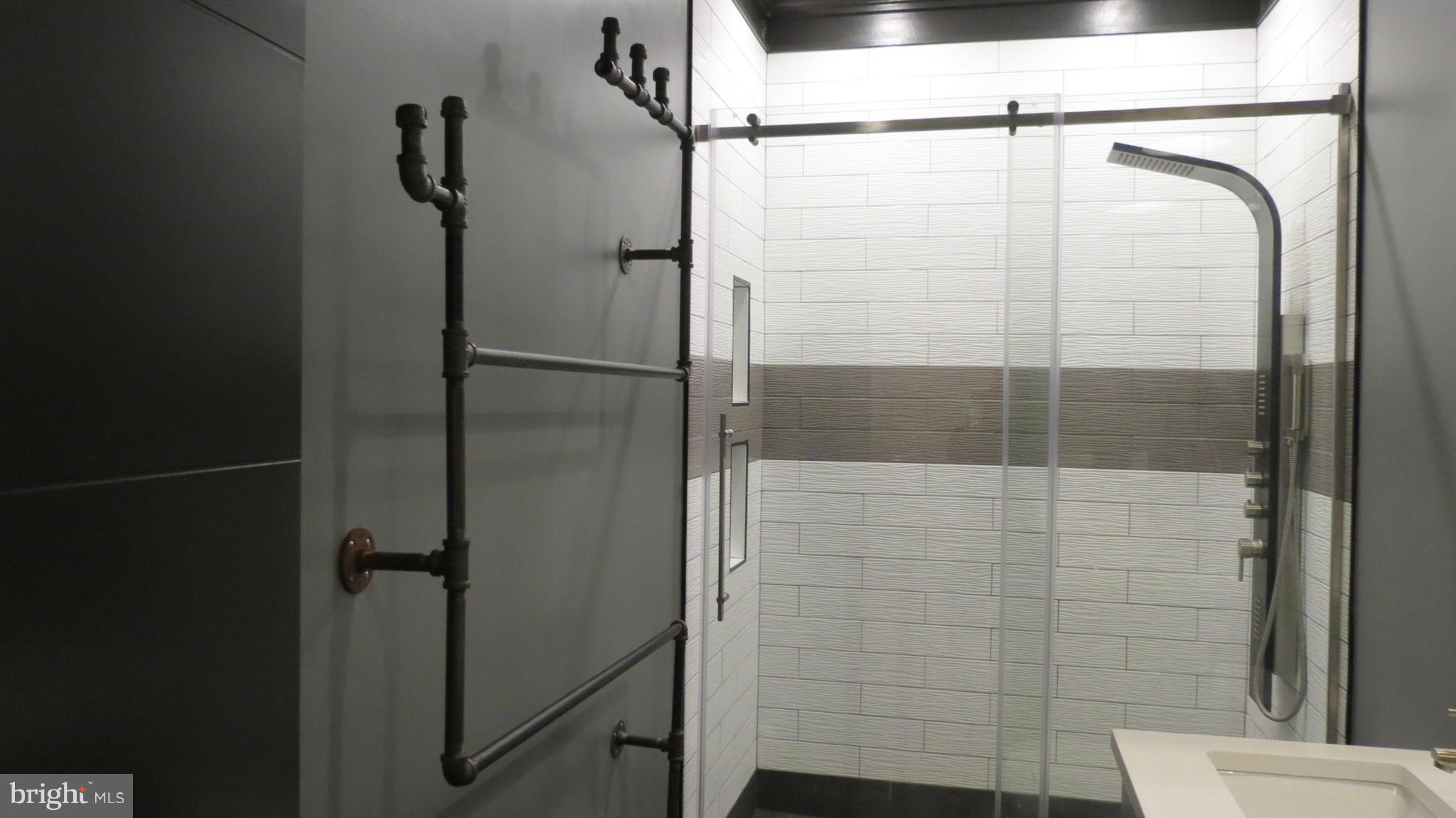 BRAMBLETON - Residential