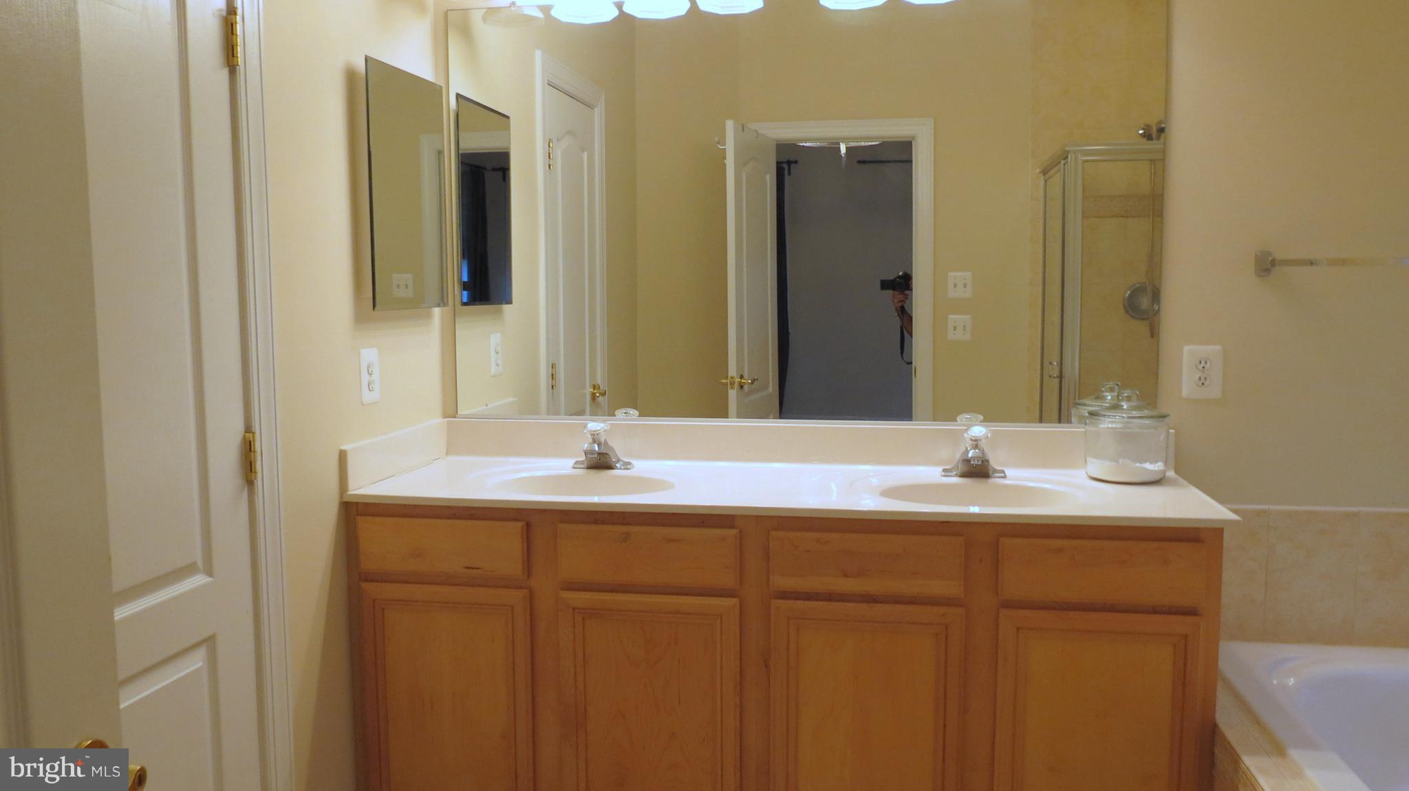 BRAMBLETON - Residential