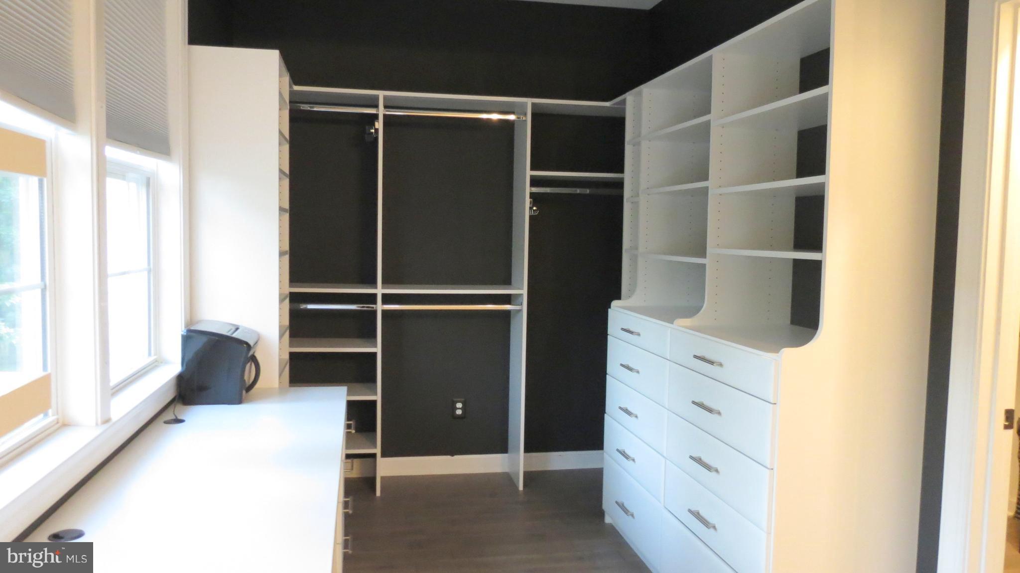 BRAMBLETON - Residential