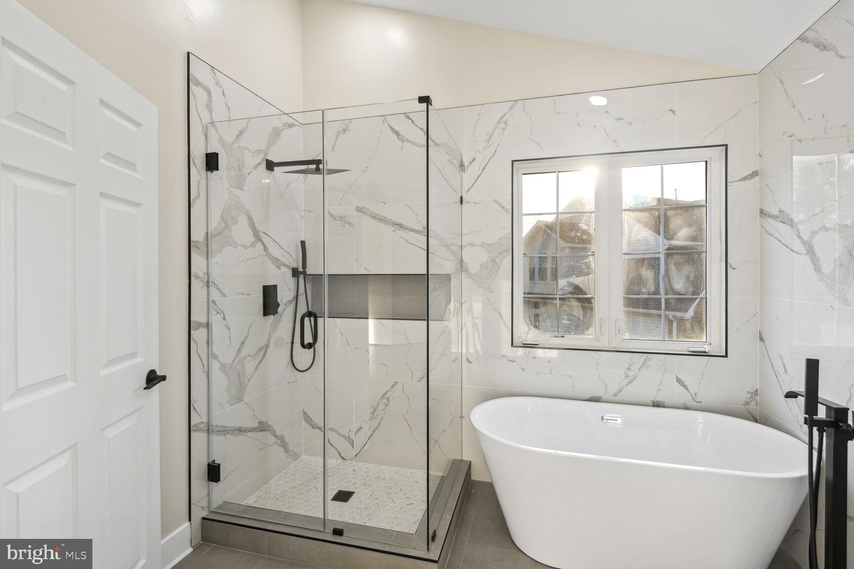 CANTER FARMS - Residential