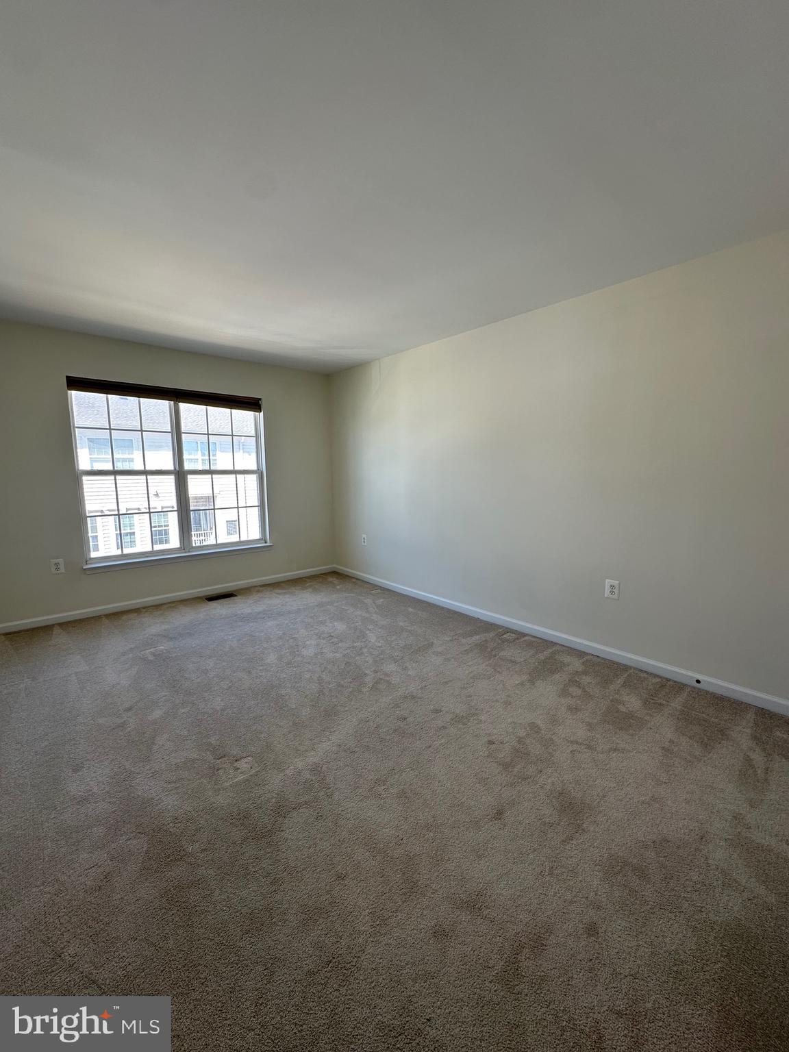 CENTREVILLE CROSSING - Residential Lease