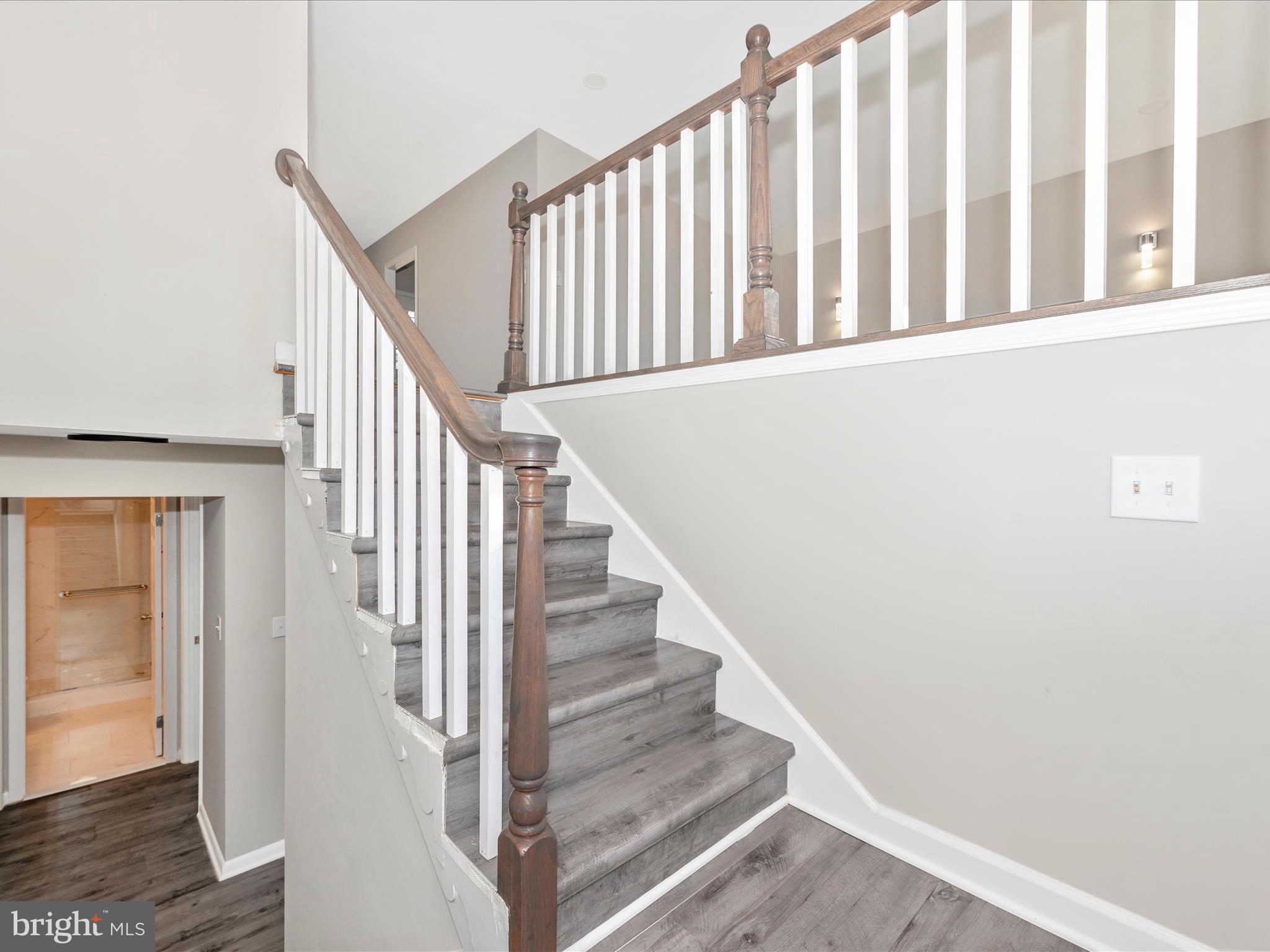 POTOMAC MANOR - Residential