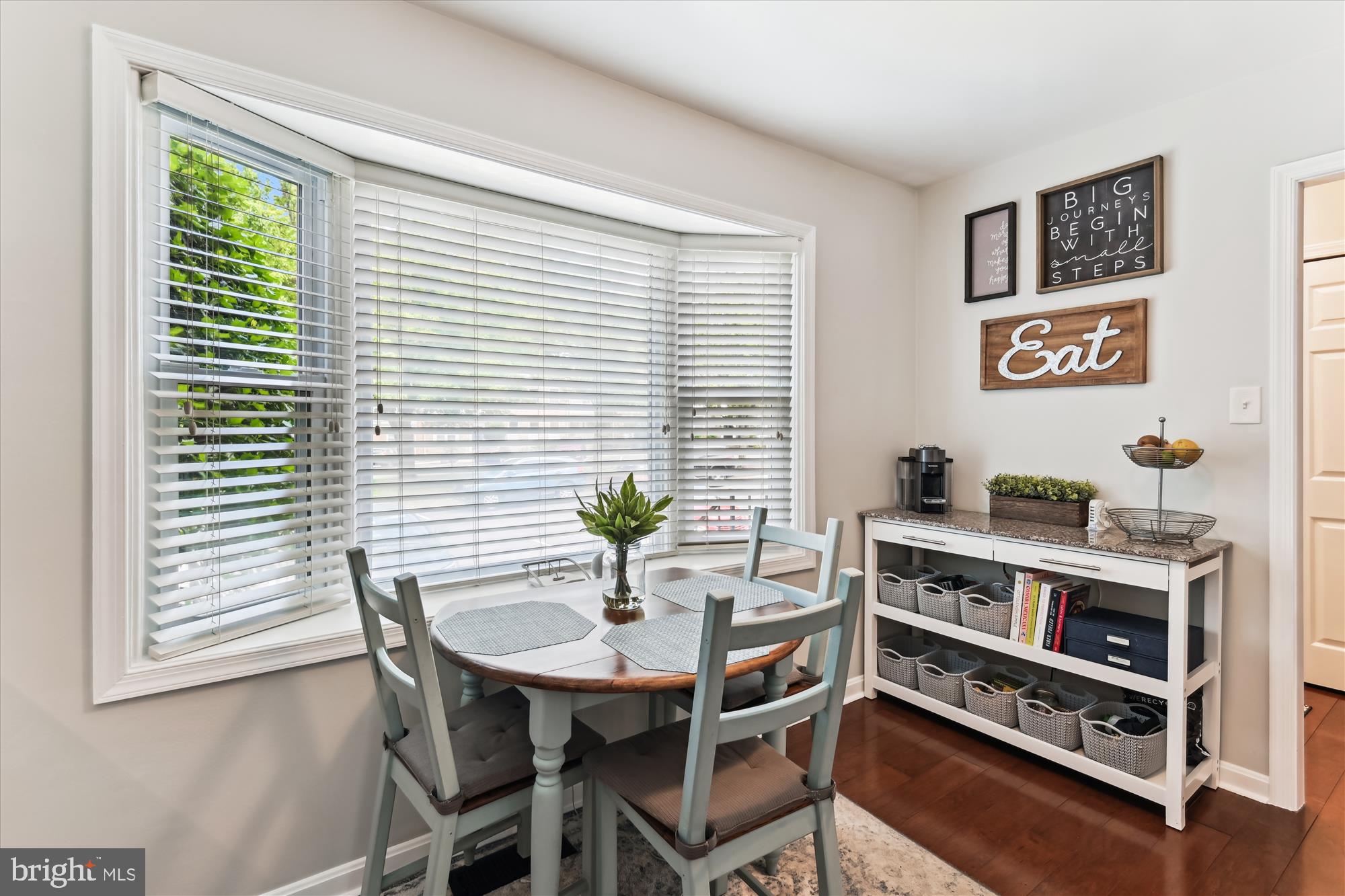 405 COLONIAL RIDGE LANE