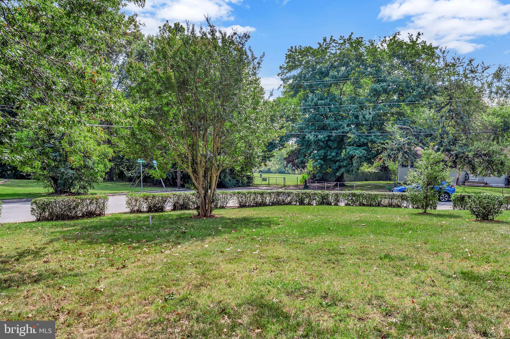 BELMONT - Residential