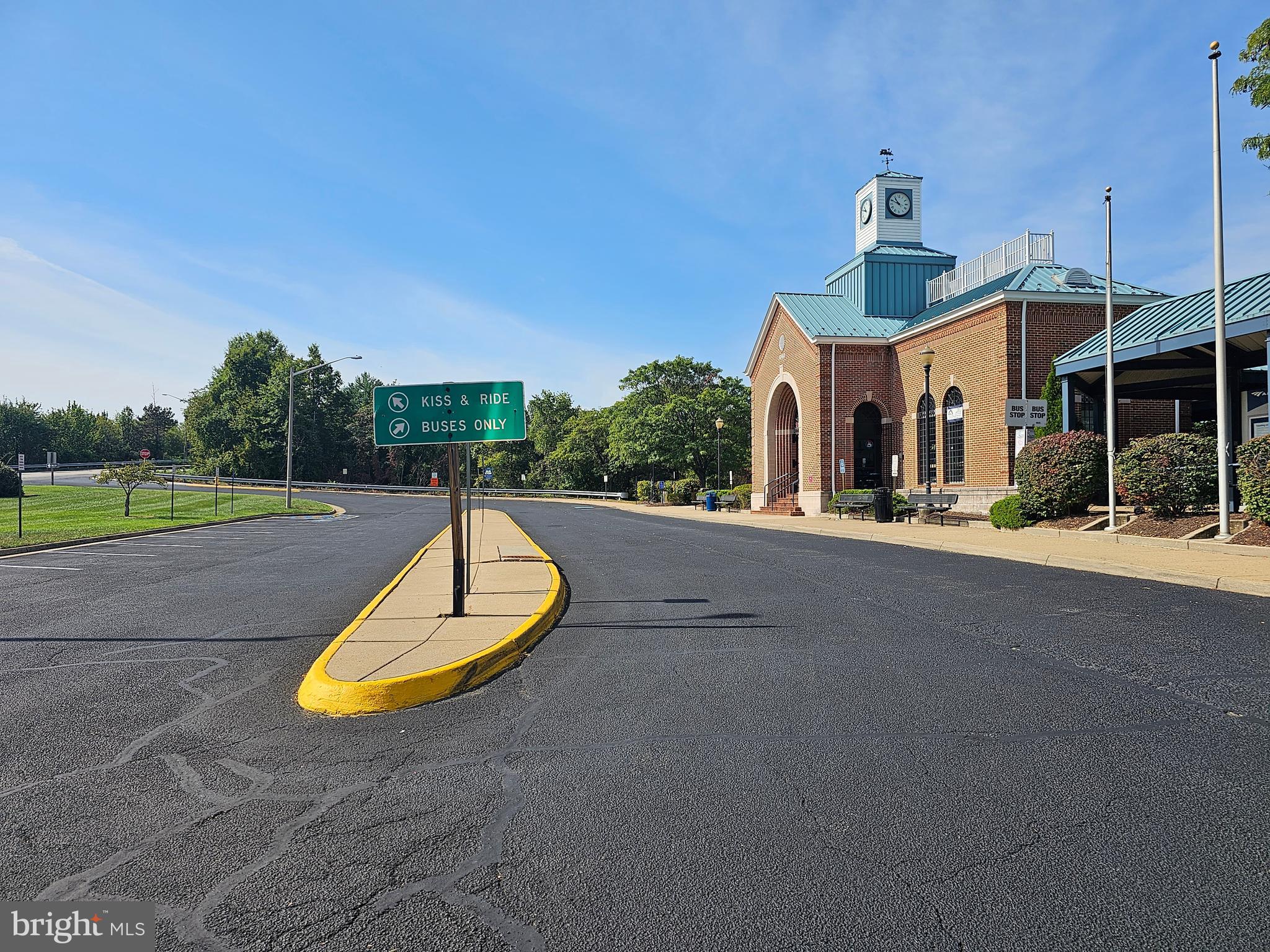 BELMONT - Residential