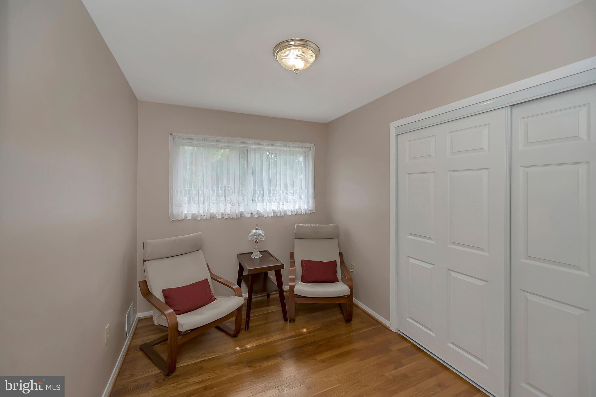 BELMONT - Residential