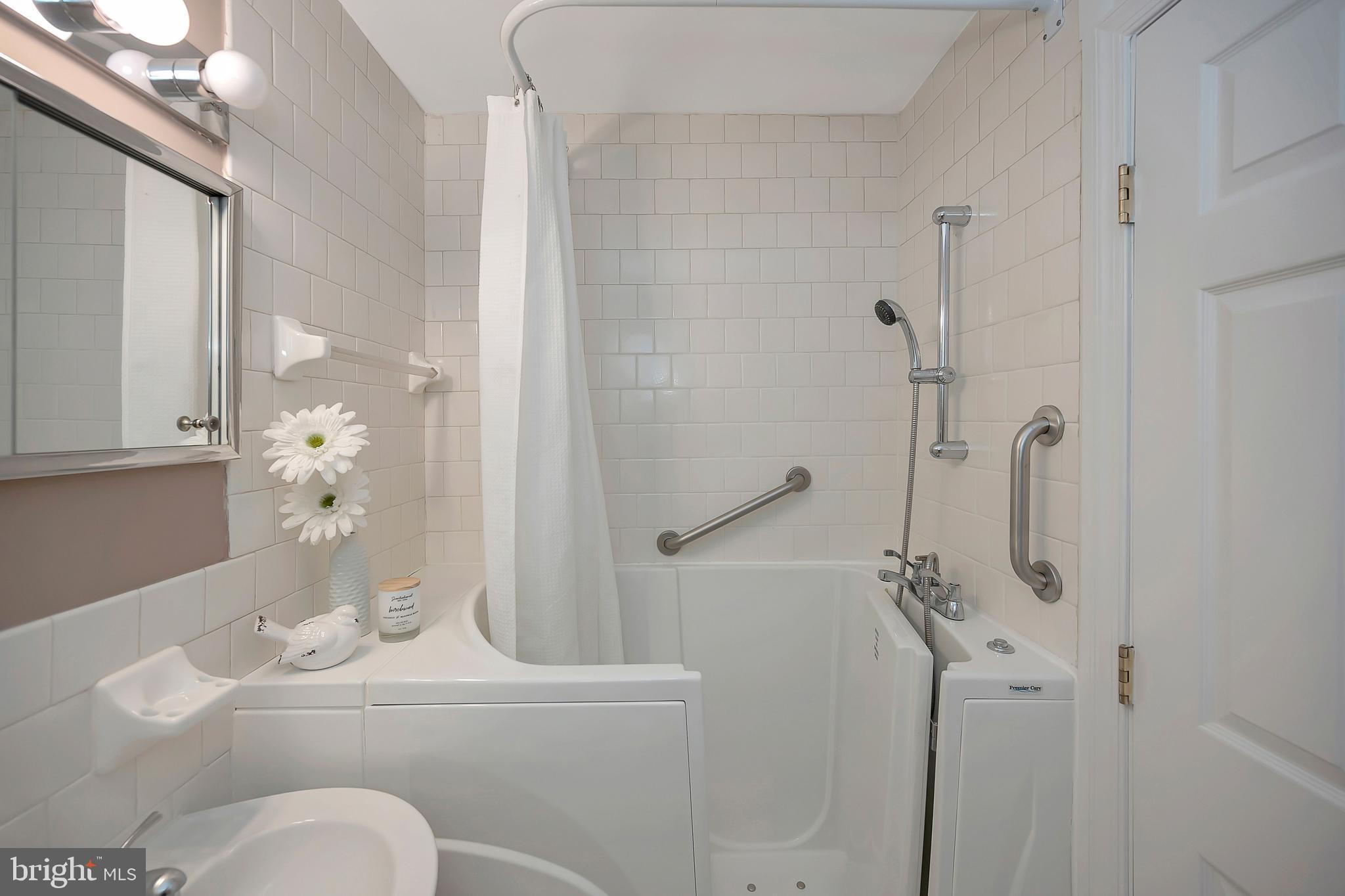 BELMONT - Residential